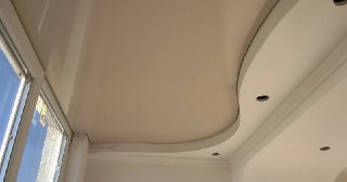 Натяжной потолок на балкон Канаш, цена 6302 руб.
