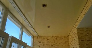 Натяжной потолок на балкон Канаш, цена 6302 руб.